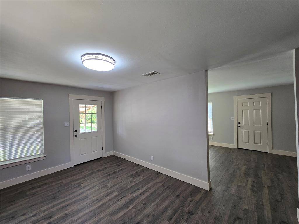 Sherman, TX 75090,423 E Sherman Street