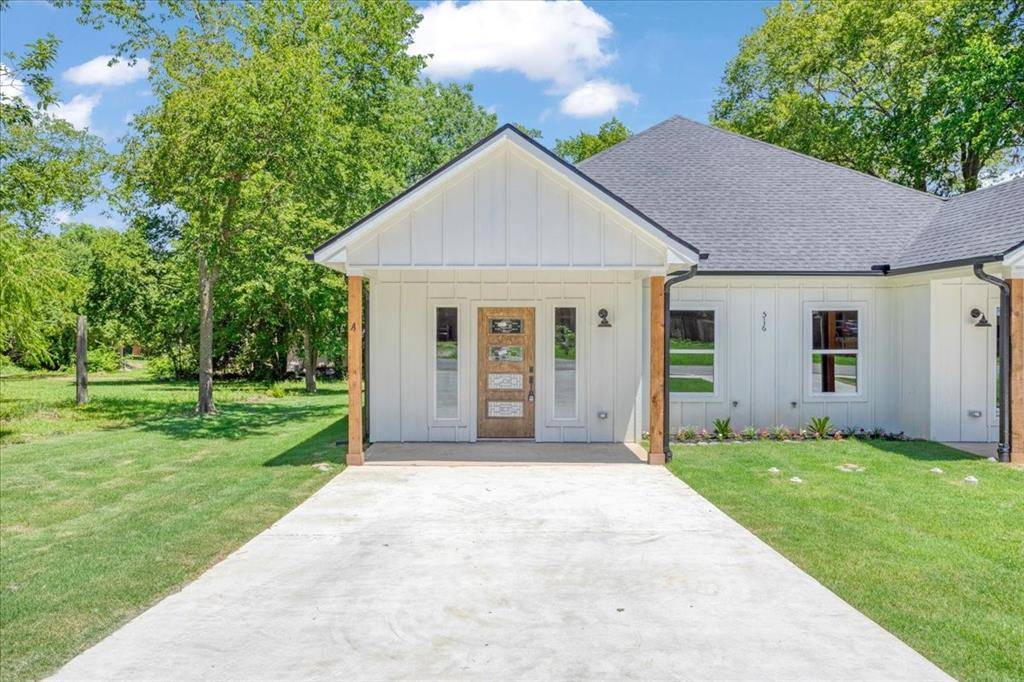 Bonham, TX 75418,516 S 4th Street