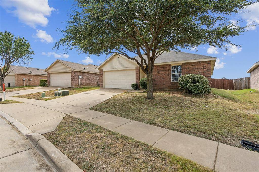 Fort Worth, TX 76140,1400 Castle Ridge Road