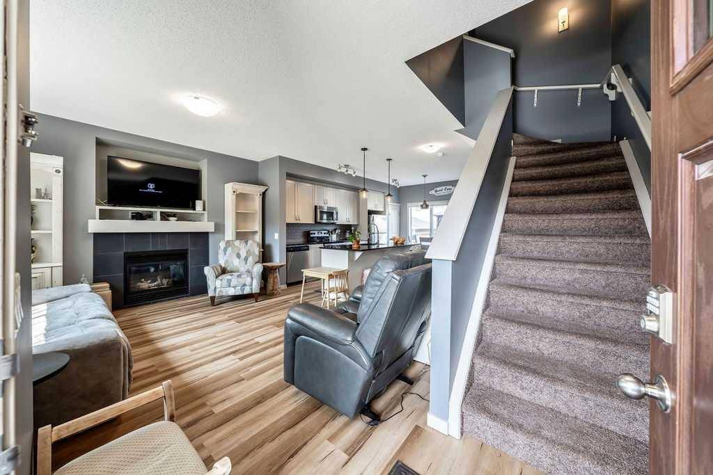 Calgary, AB T3M 0X4,415 Mahogany BLVD SE