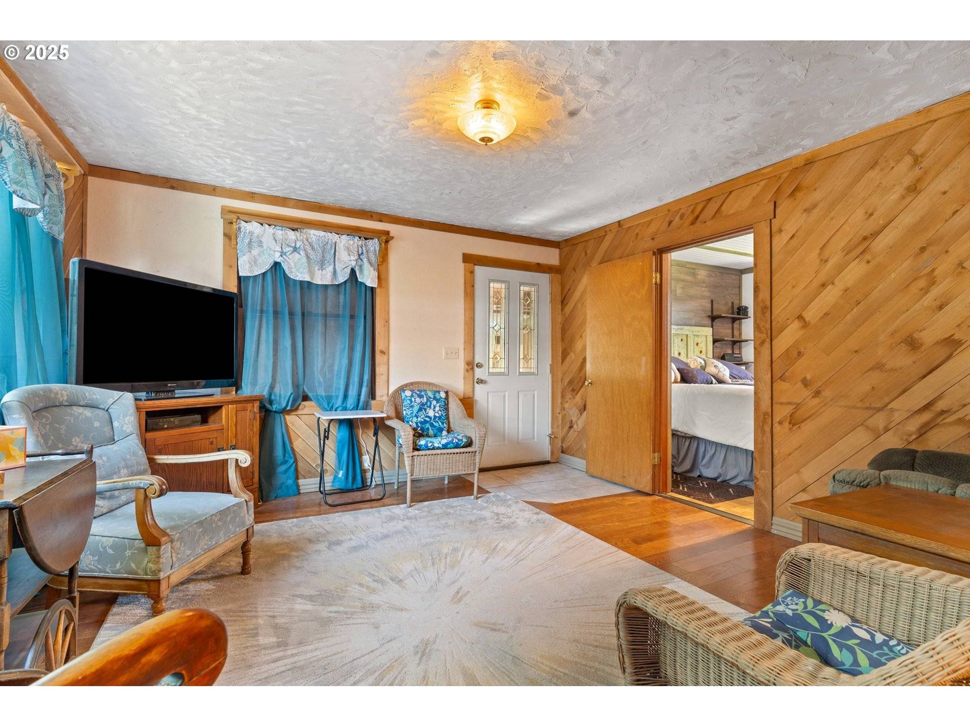 Toledo, WA 98591,206 SAREAULT RD