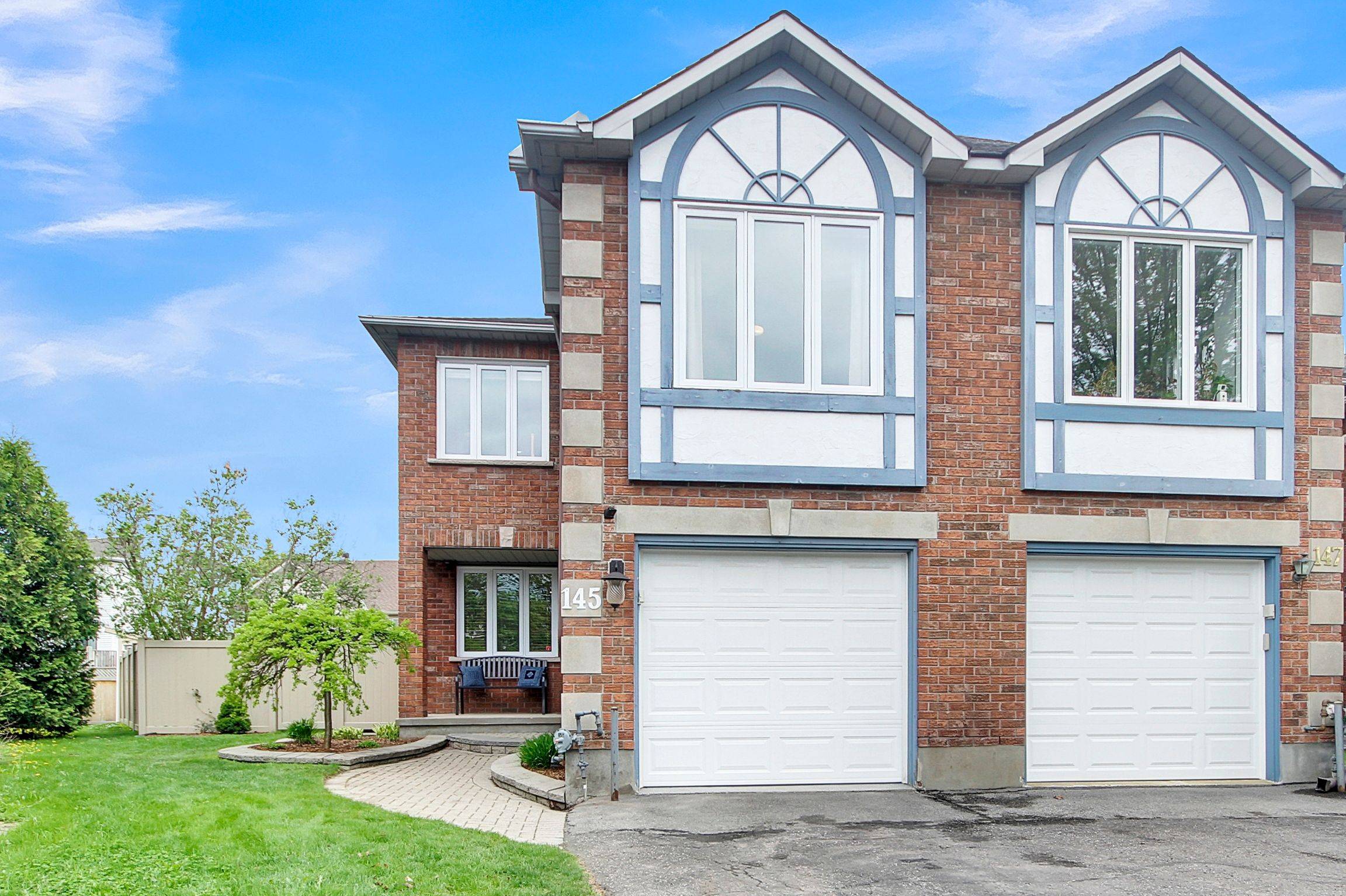 Hunt Club - South Keys And Area, ON K1G 5W1,145 Hunterswood CRES
