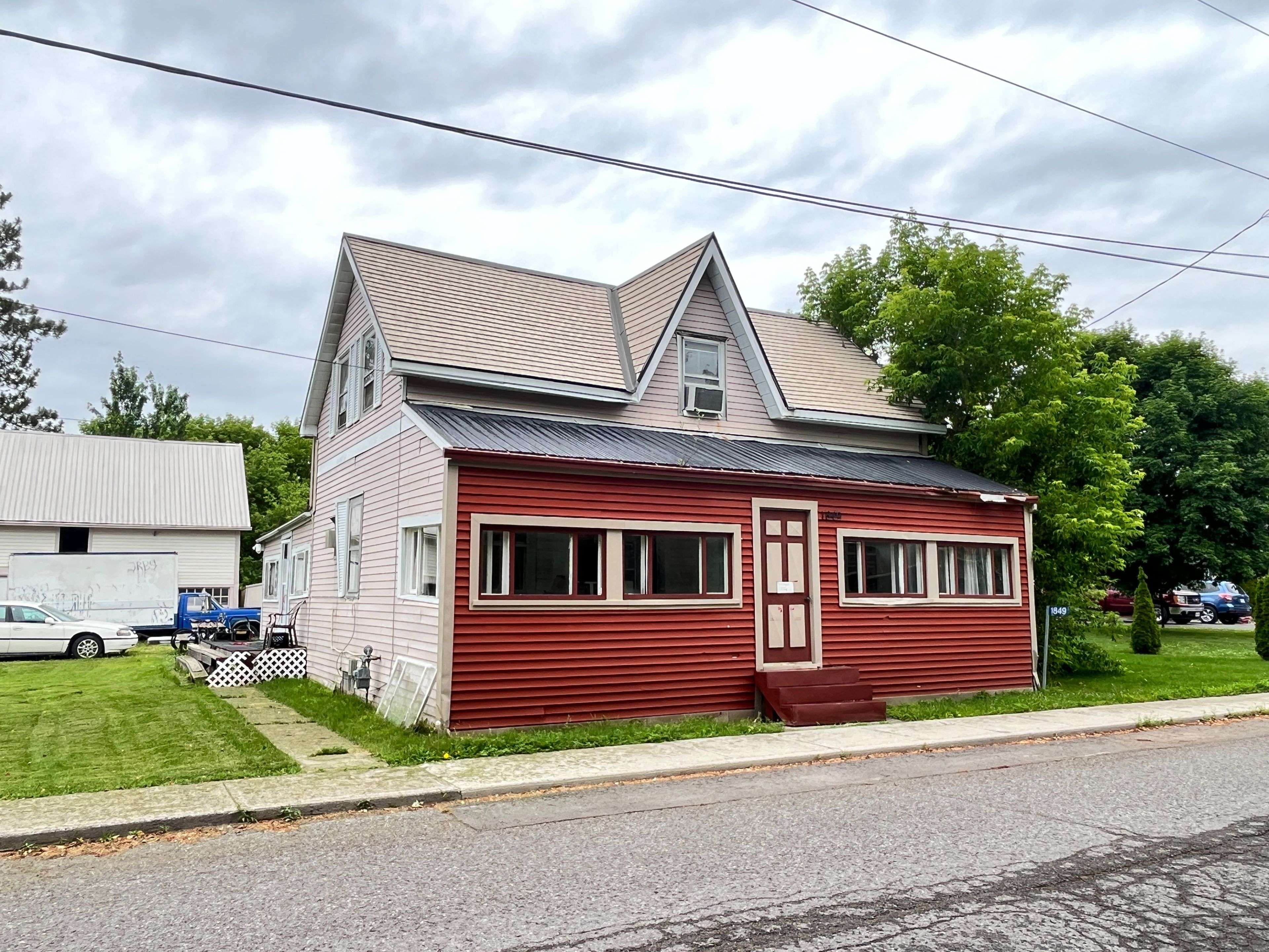 Orleans - Cumberland And Area, ON K0A 3H0,1849 Division ST
