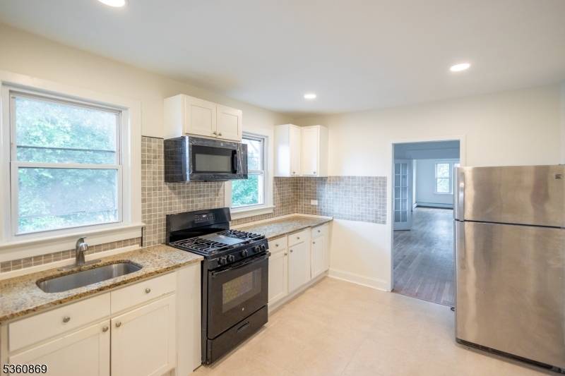 Bloomfield Twp., NJ 07003,34 Fairview Pl