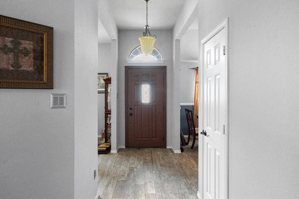 Mansfield, TX 76063,405 Londonderry Lane