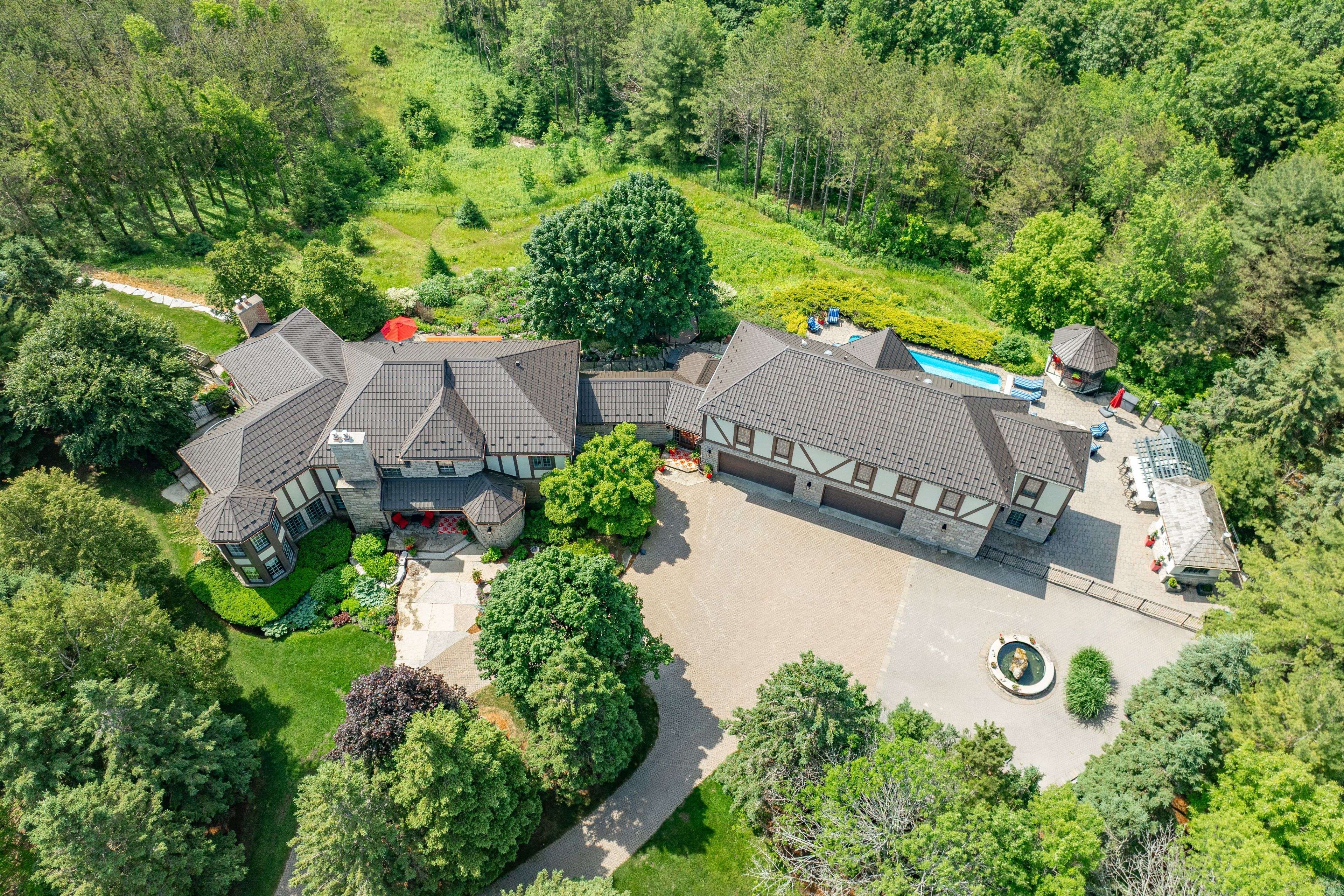 Erin, ON L4L 1A7,9255 Sideroad 27 N/A