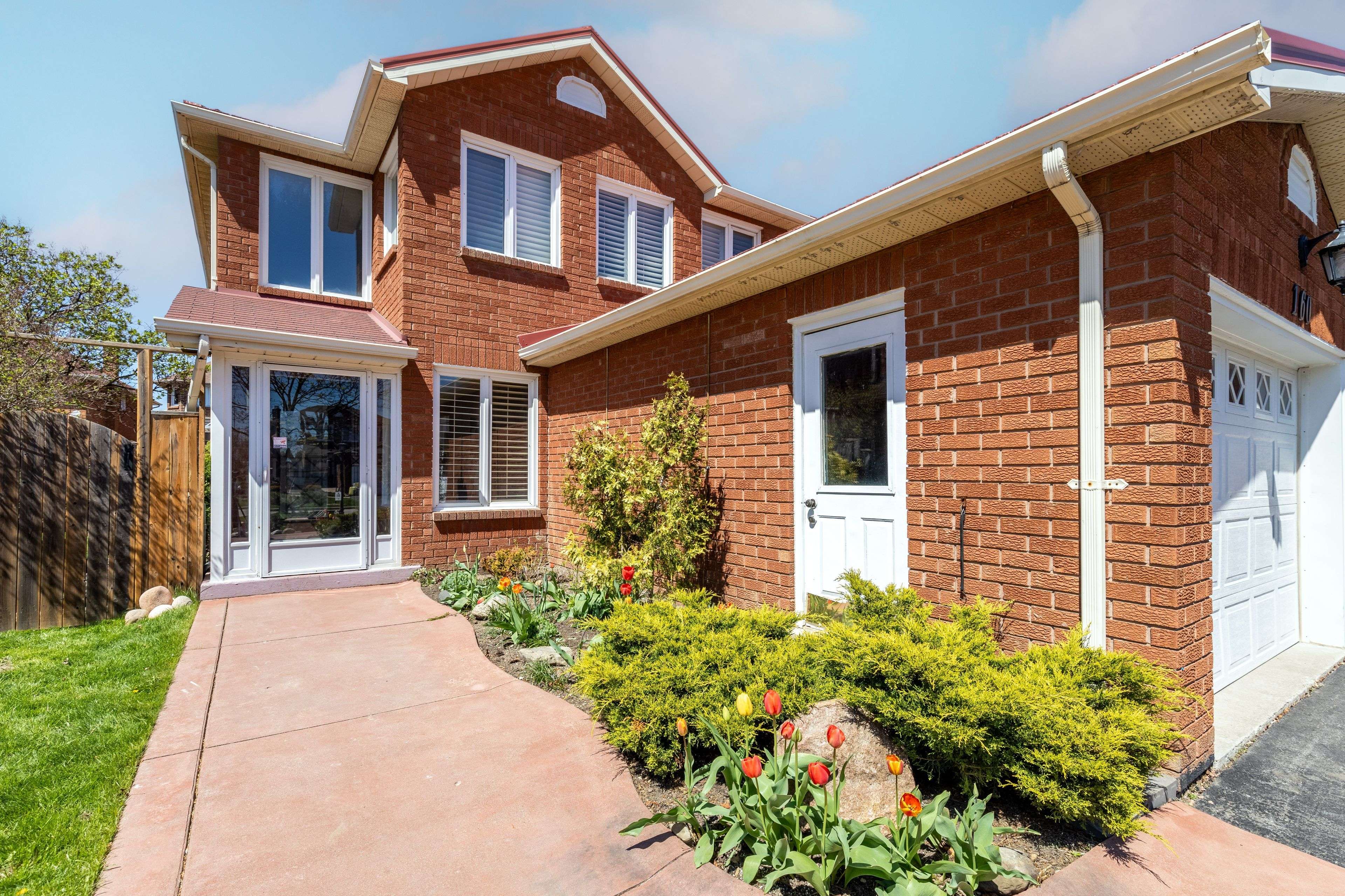 Mississauga, ON L4Z 3C1,160 Tuscadero CRES