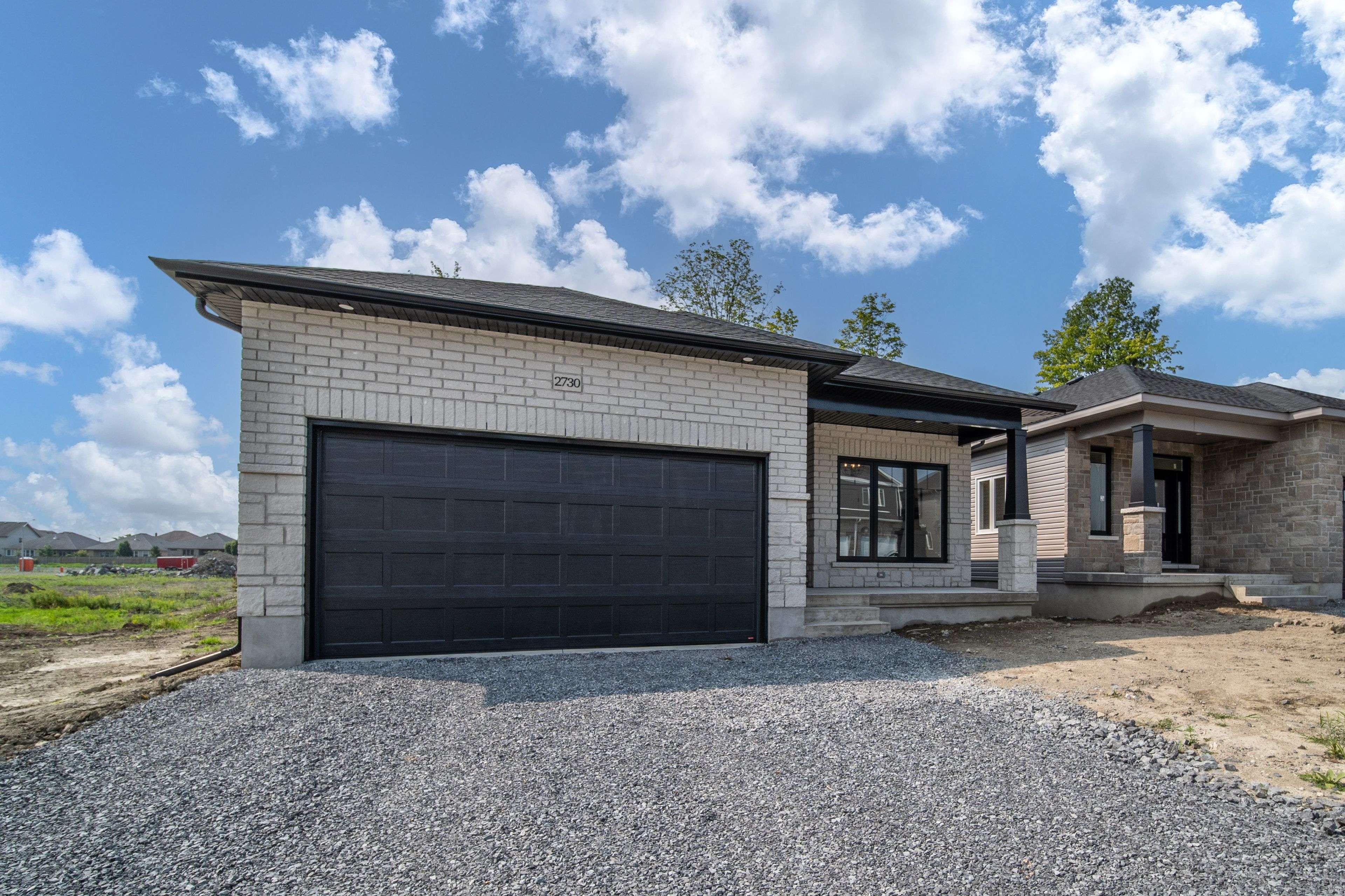 Kingston, ON K7P 0J1,2710 DELMAR ST