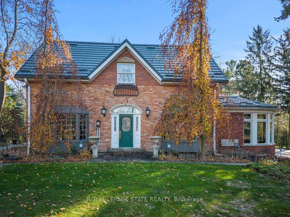 Hamilton, ON L9H 5E3,492 Governors RD