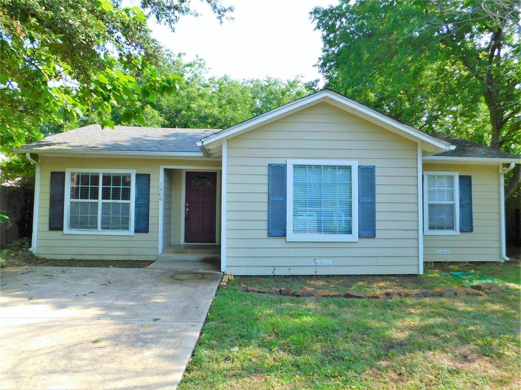 Denton, TX 76201,1804 Panhandle Street
