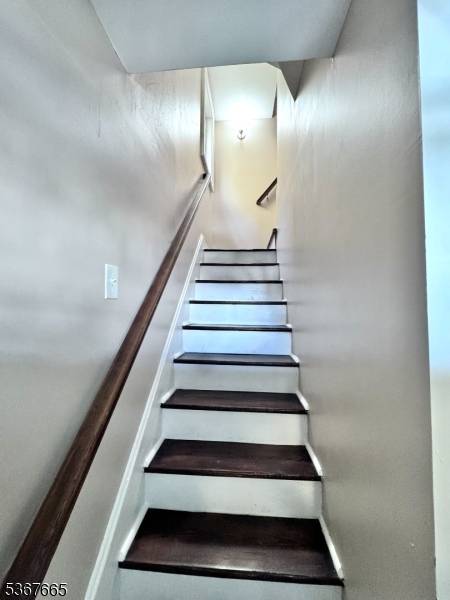Elizabeth City, NJ 07202,615 Grier Ave