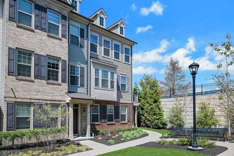 Livingston Twp., NJ 07039,2 Ambrosia Ct