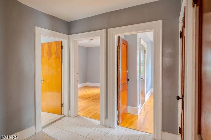 Maplewood Twp., NJ 07040,38 Boyden Pkwy #2