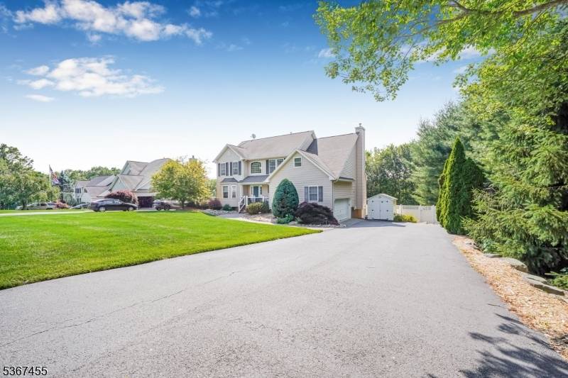 Jefferson Twp., NJ 07438,3 Mackenzie Ln