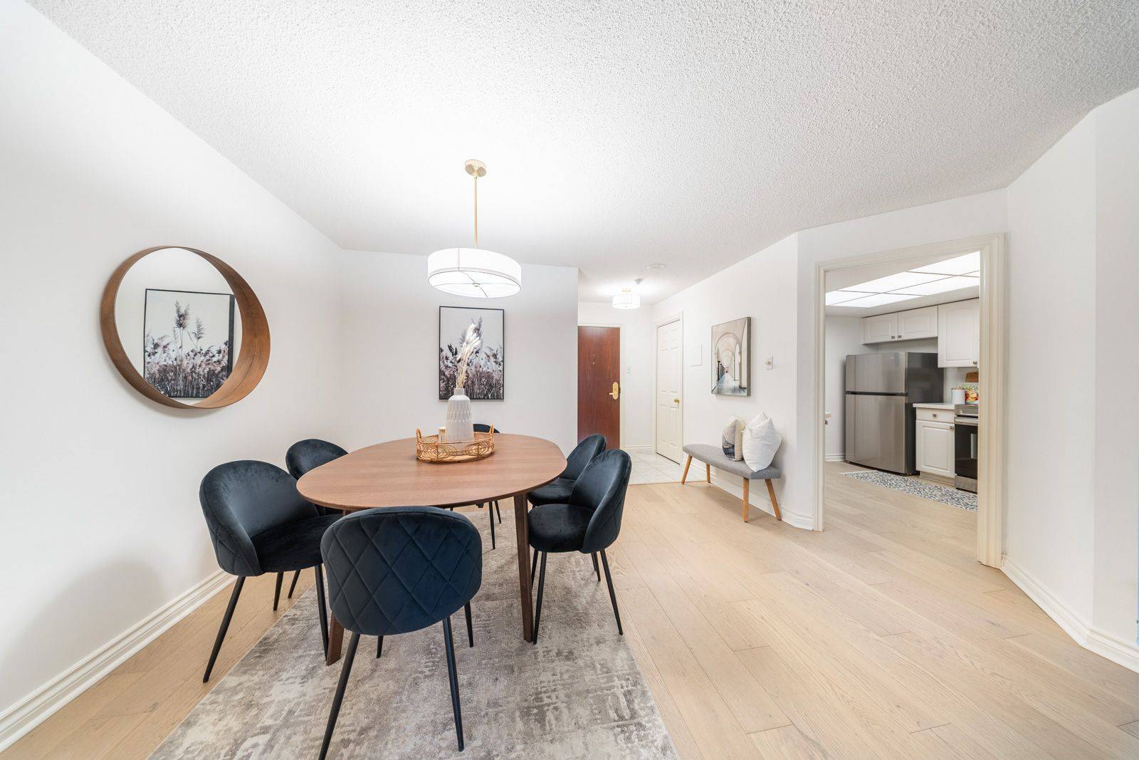 Toronto C13, ON M3B 3N8,1200 Don Mills RD #219