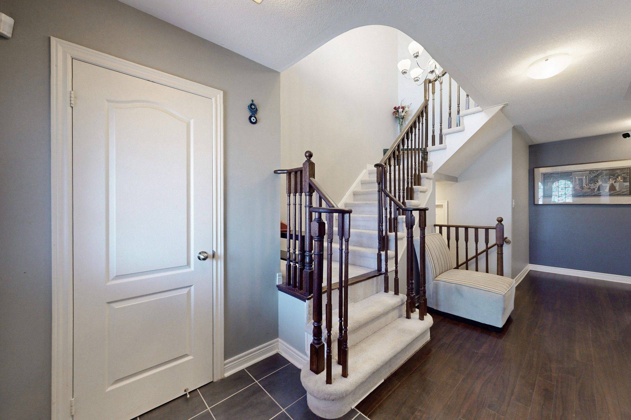 Oshawa, ON L1K 0N6,1373 Woodstream AVE