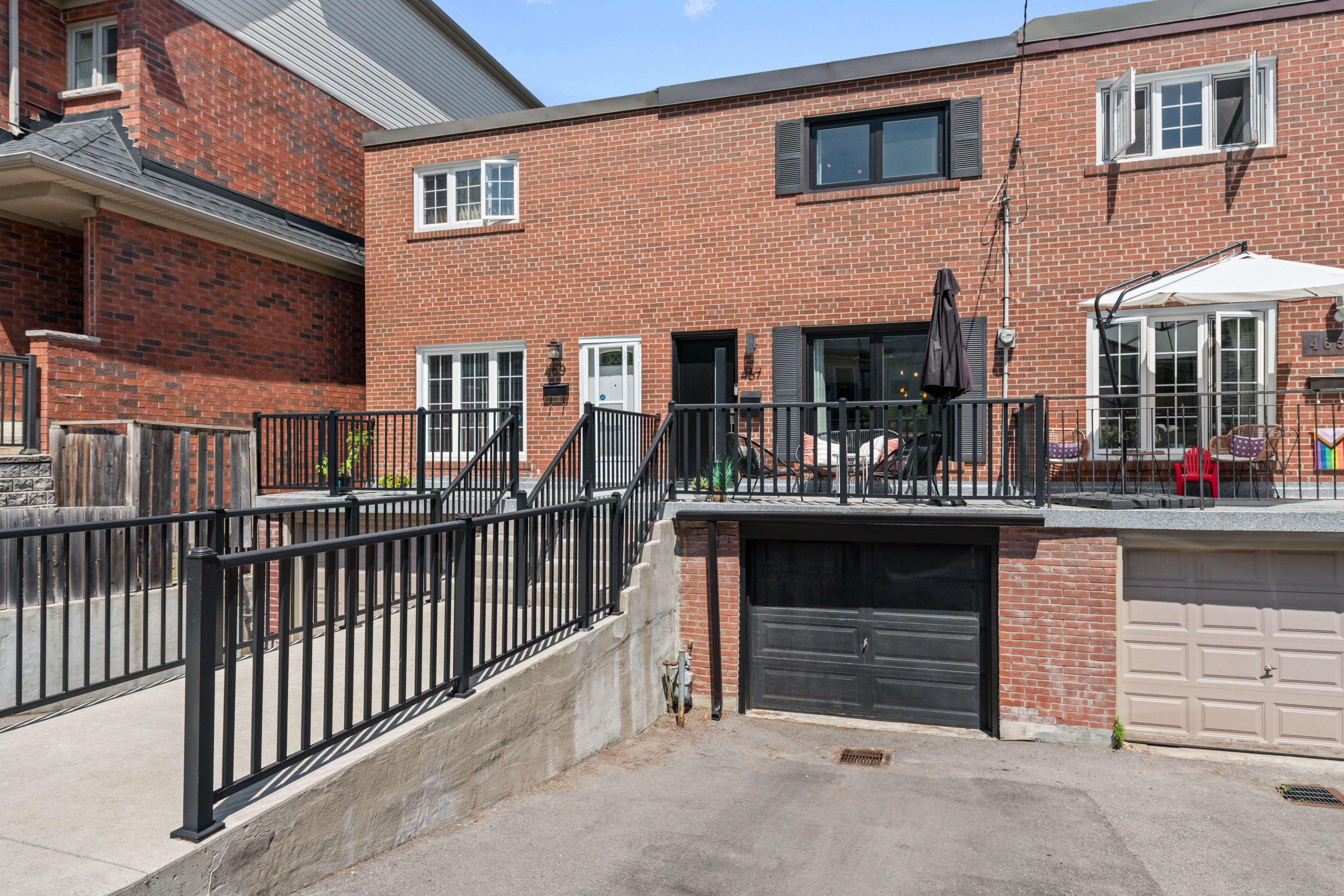 Toronto E01, ON M4L 3A6,467 Rhodes AVE