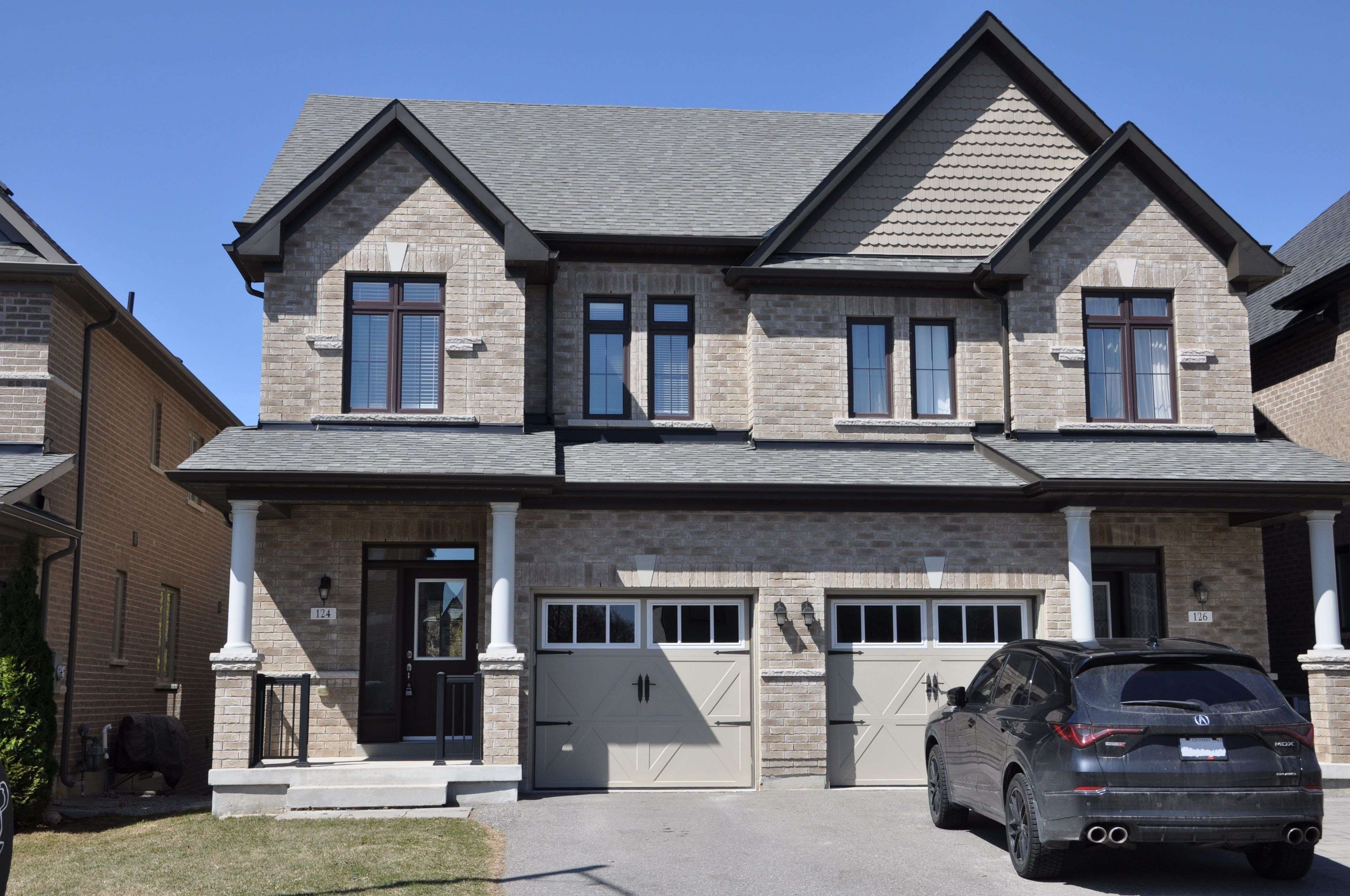 East Gwillimbury, ON L9N 0N8,124 Countryman RD