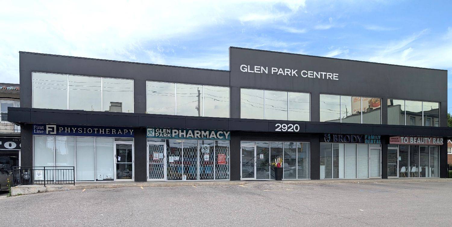 Toronto W04, ON M6B 3S8,2920 Dufferin ST #LL1