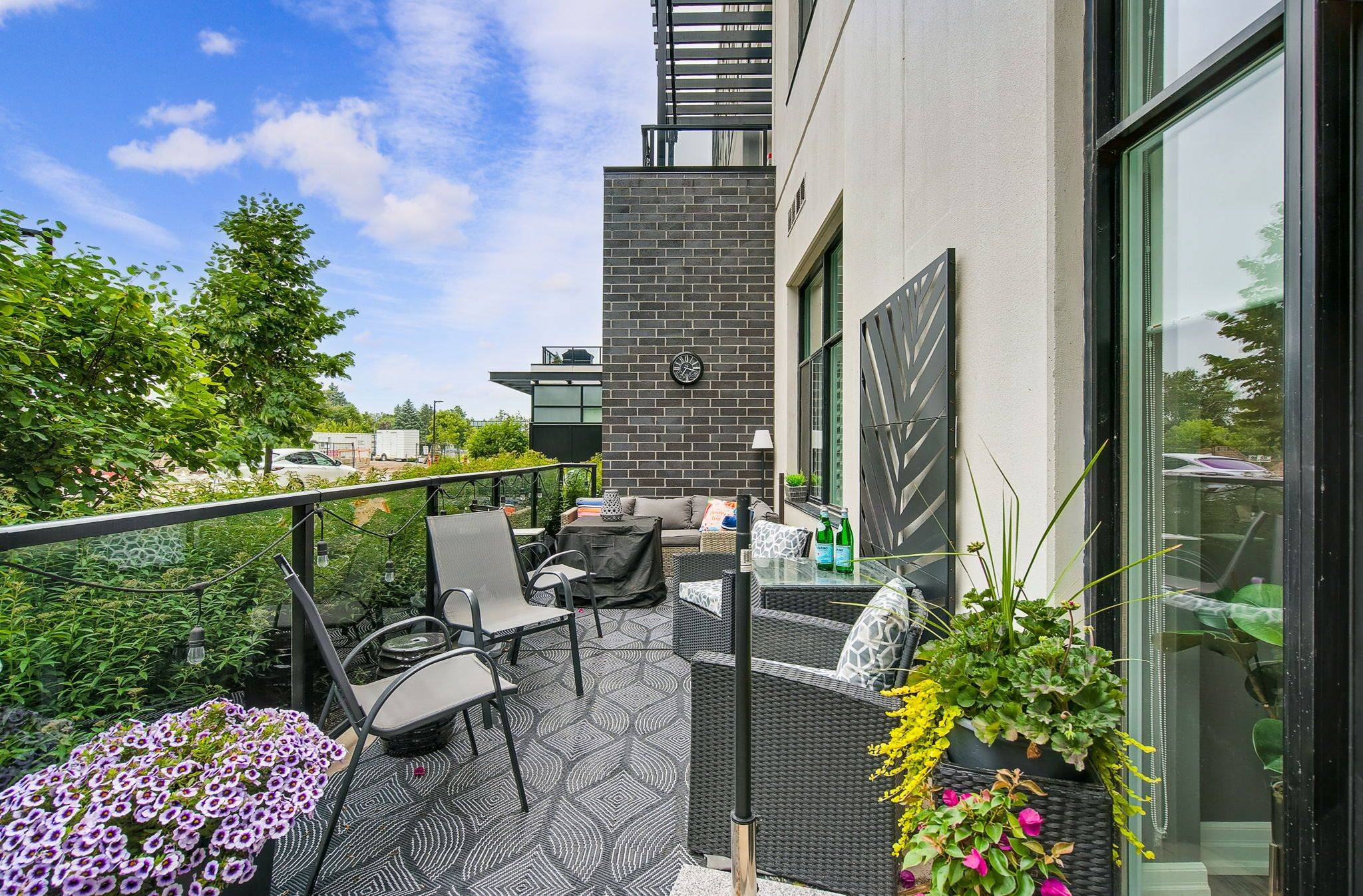 Guelph, ON N1L 0P5,1880 Gordon ST #112