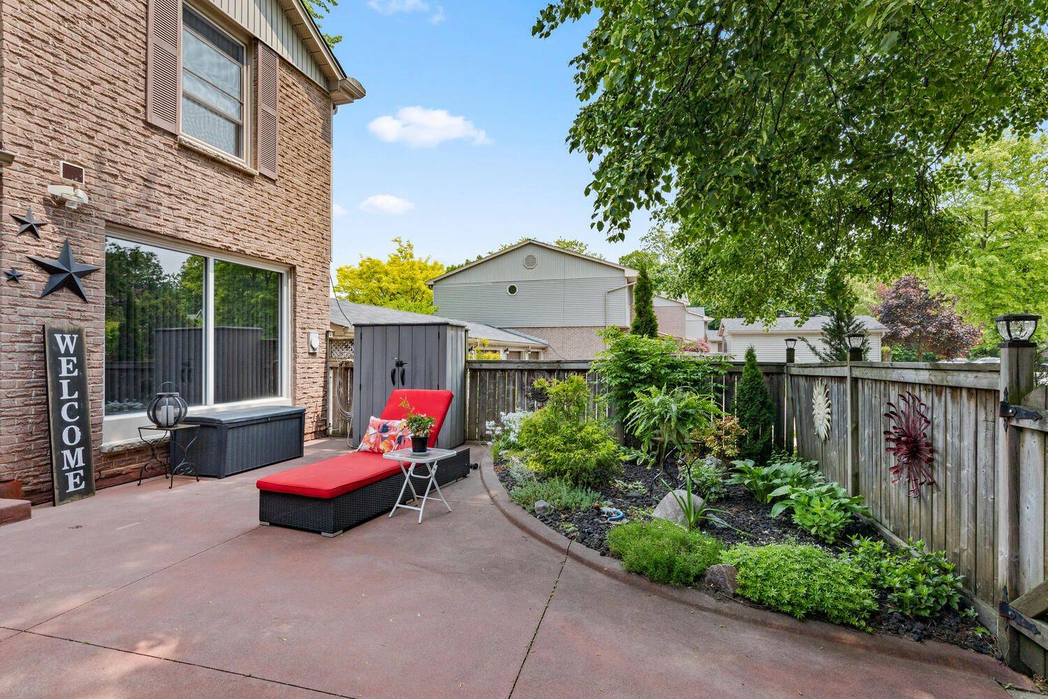 London South, ON N6J 3N7,38 Berkshire CT
