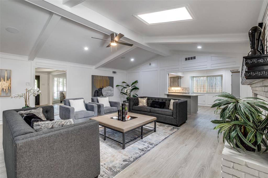 Dallas, TX 75243,9406 Arborhill Drive