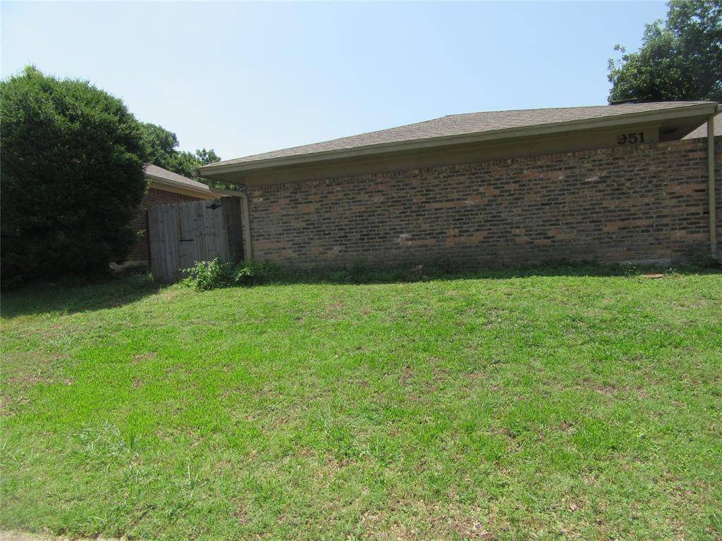 Dallas, TX 75238,9516 Summerhill Lane