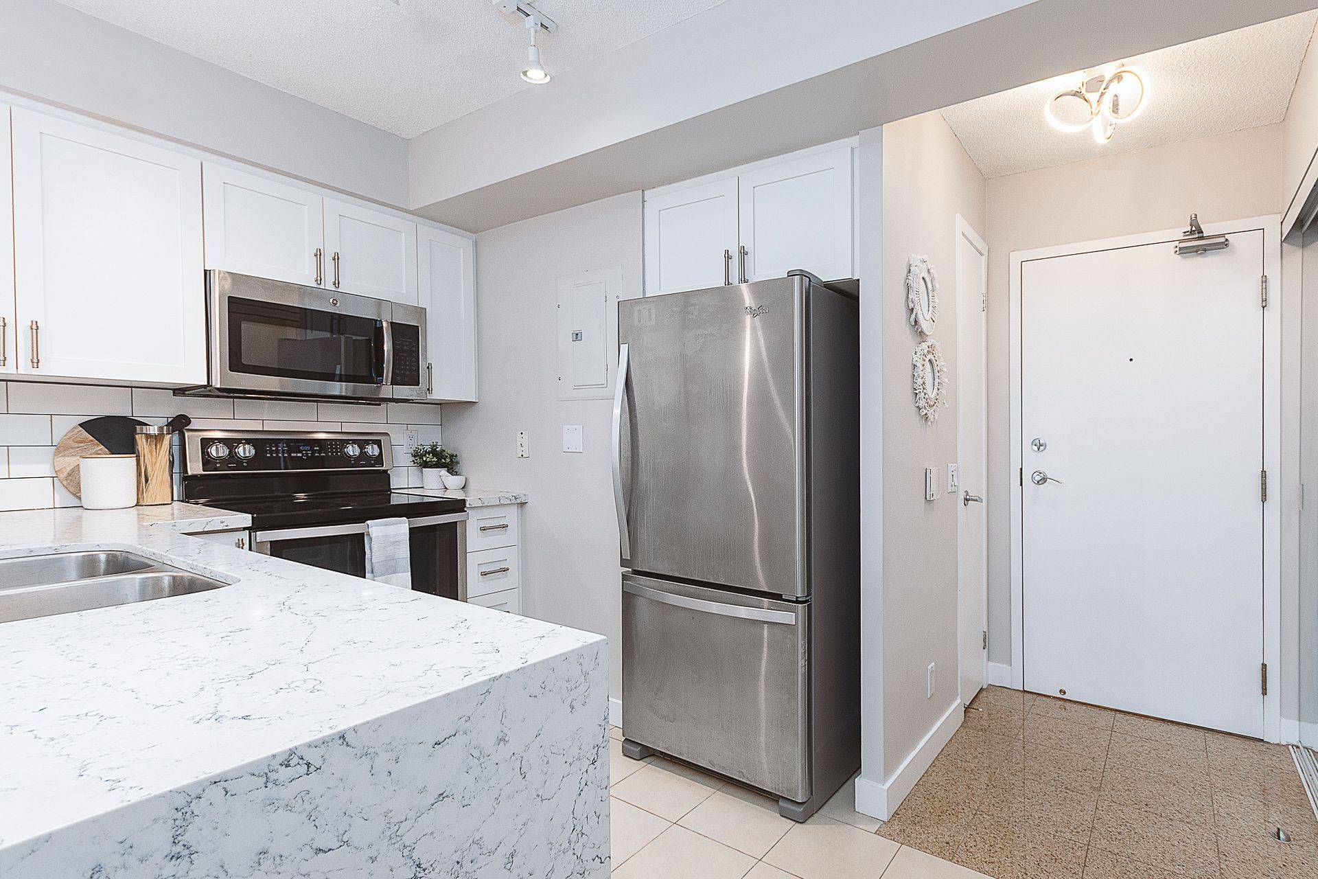 Toronto C01, ON M5V 3R7,373 Front ST W #1101