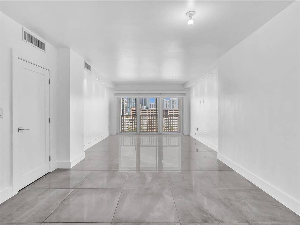 Sunny Isles Beach, FL 33160,[StreetName,UnitNumber,StreetNumber,StreetDirPrefix]