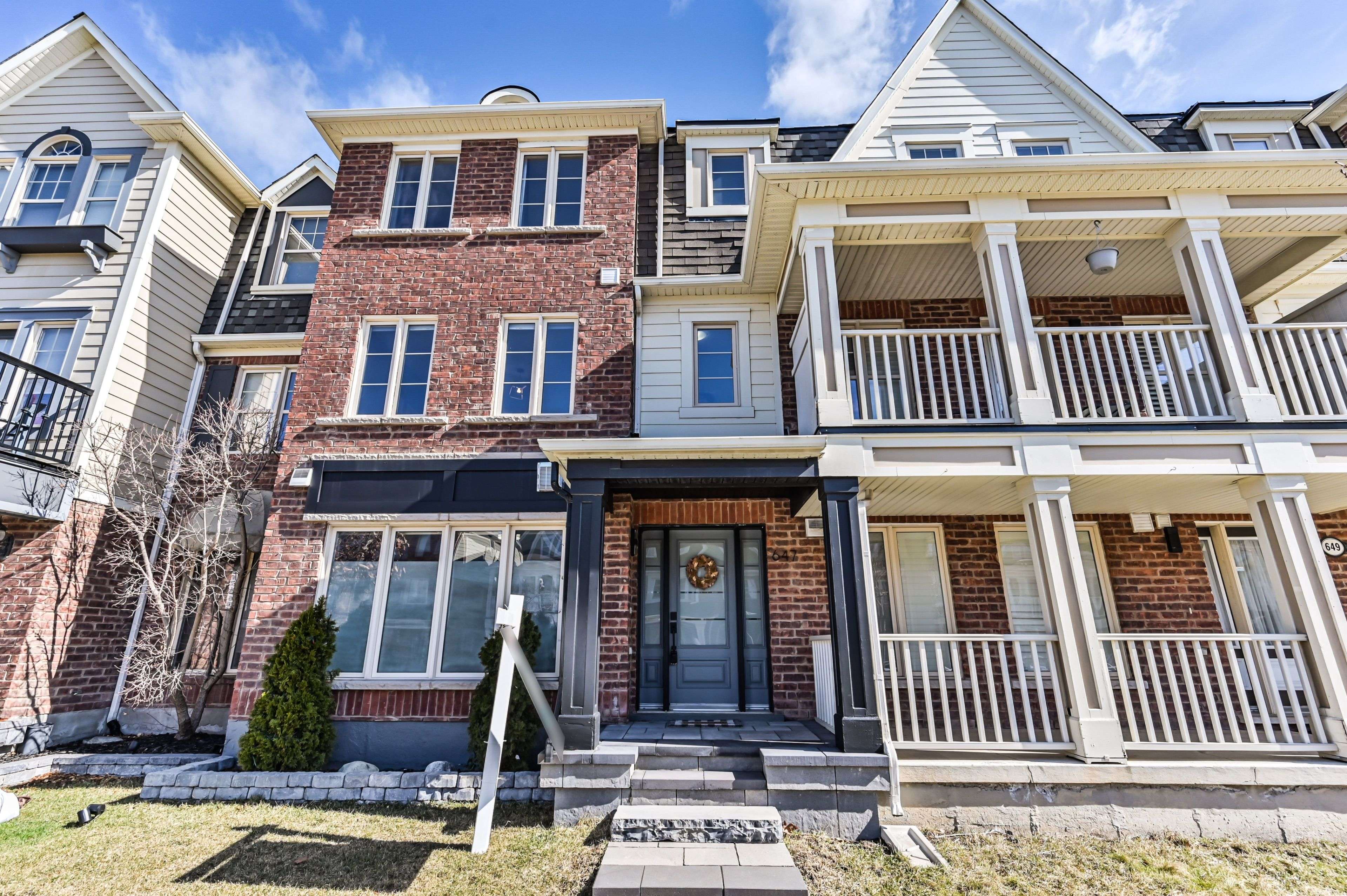 Milton, ON L9T 0P2,647 Scott BLVD