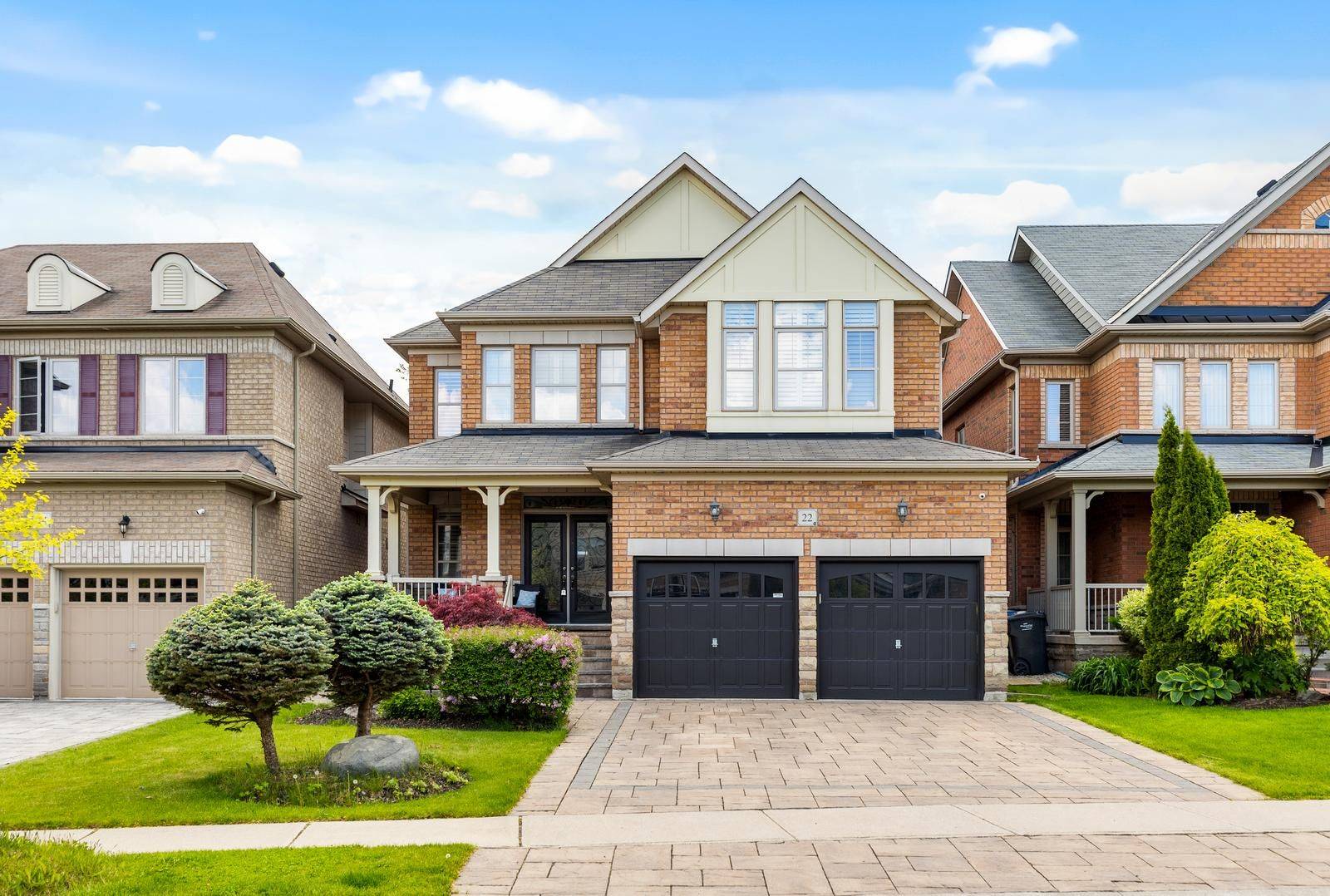 Brampton, ON L6X 0W7,22 Interlacken DR