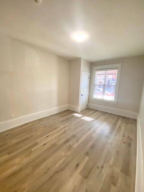 Hamilton, ON L8L 6R4,11 Barnesdale AVE N