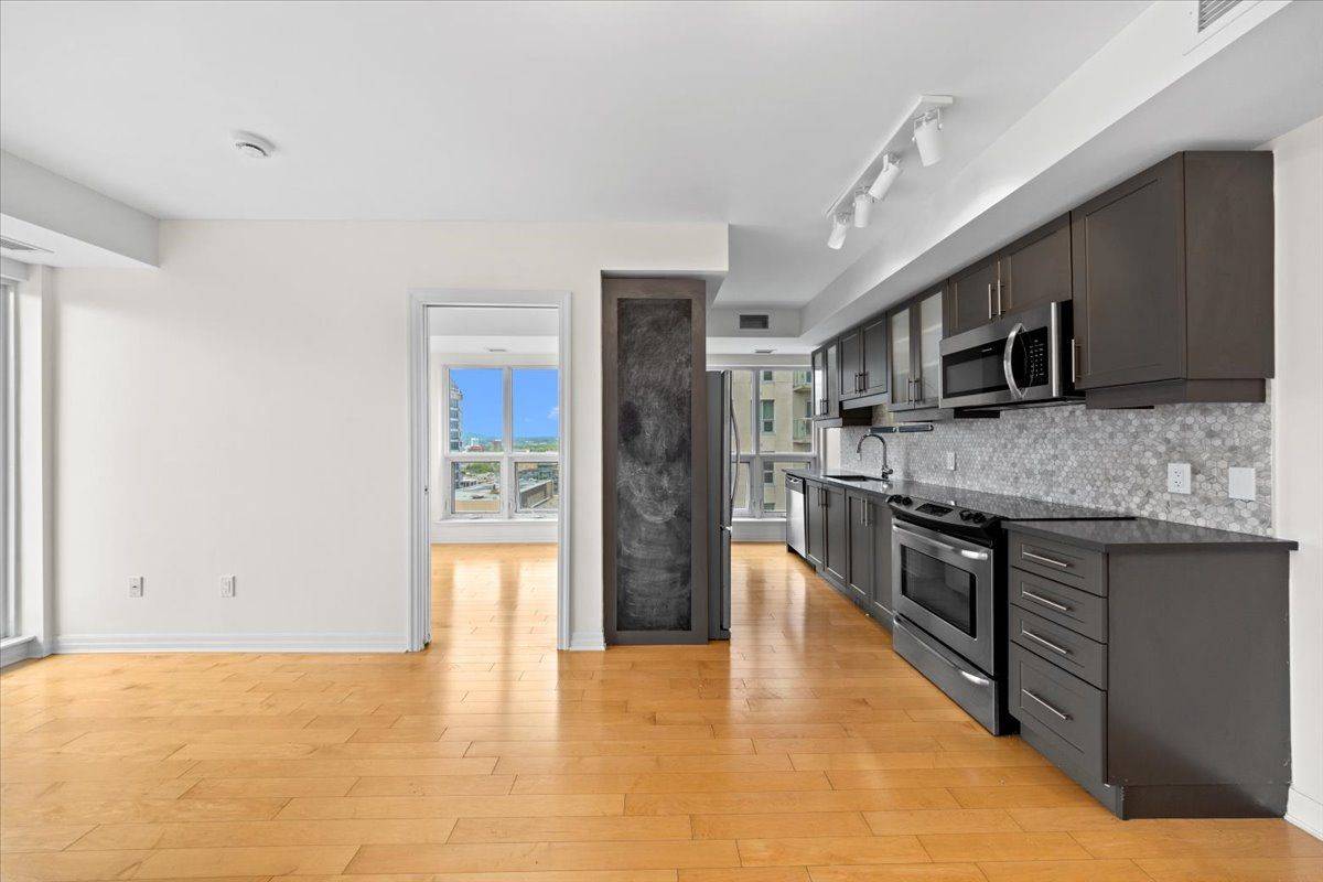 Lower Town - Sandy Hill, ON K1N 0B6,195 Besserer ST #2009