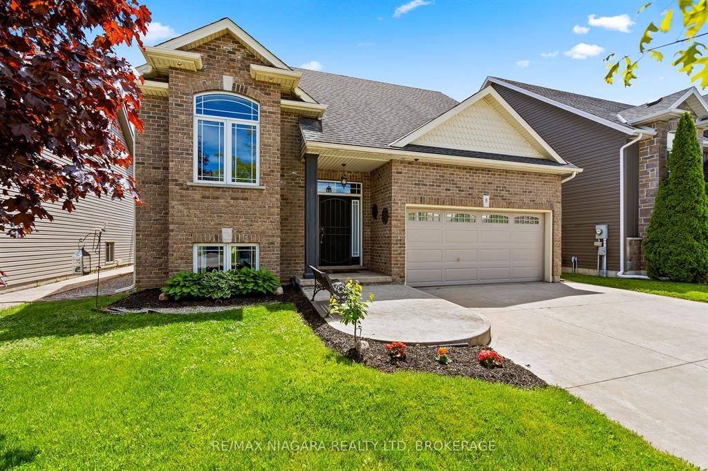 St. Catharines, ON L2P 0C3,8 Corbin ST