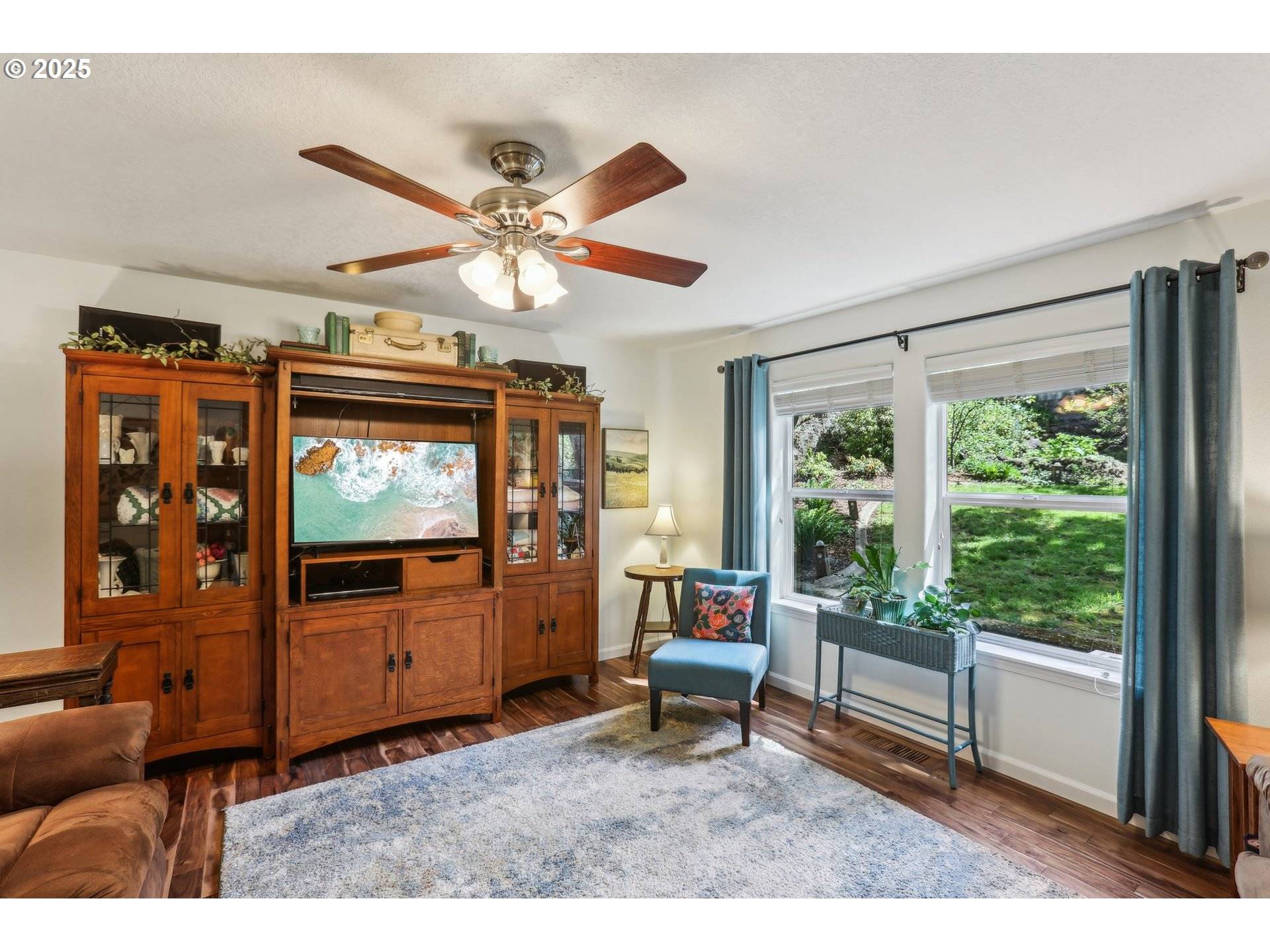 Salem, OR 97304,696 MULE DEER ST
