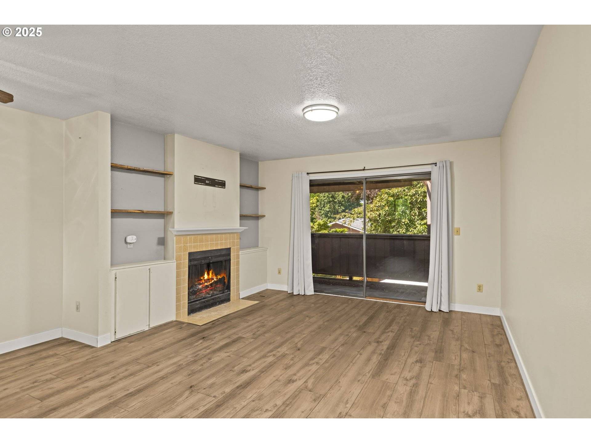 Portland, OR 97233,603 SE 148TH AVE