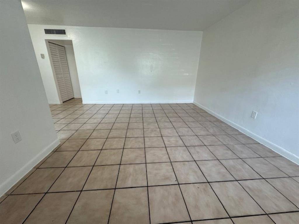 North Miami Beach, FL 33181,[StreetName,UnitNumber,StreetNumber,StreetDirPrefix]