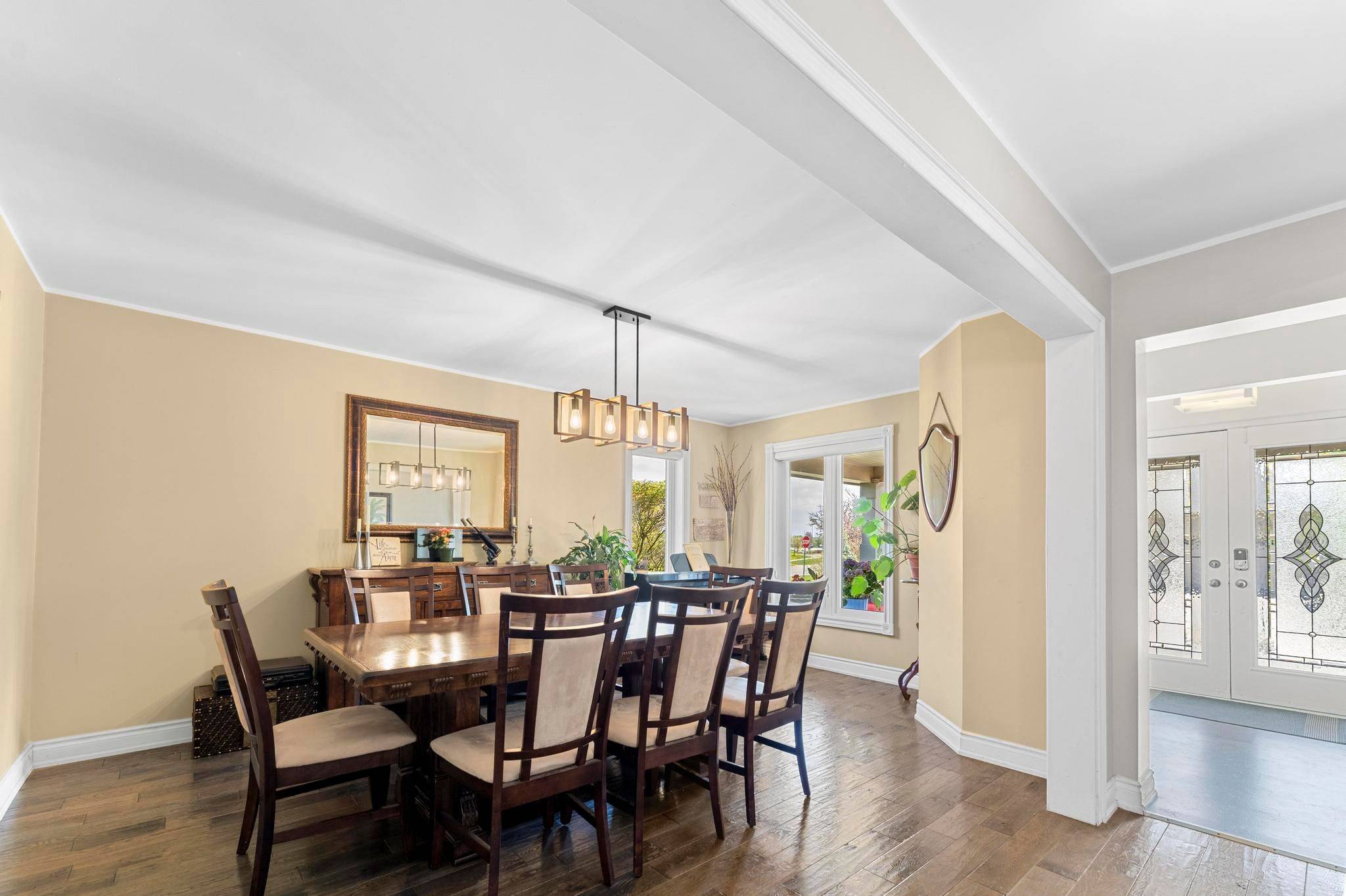 Burlington, ON L7L 6Z4,5409 Duchess CT