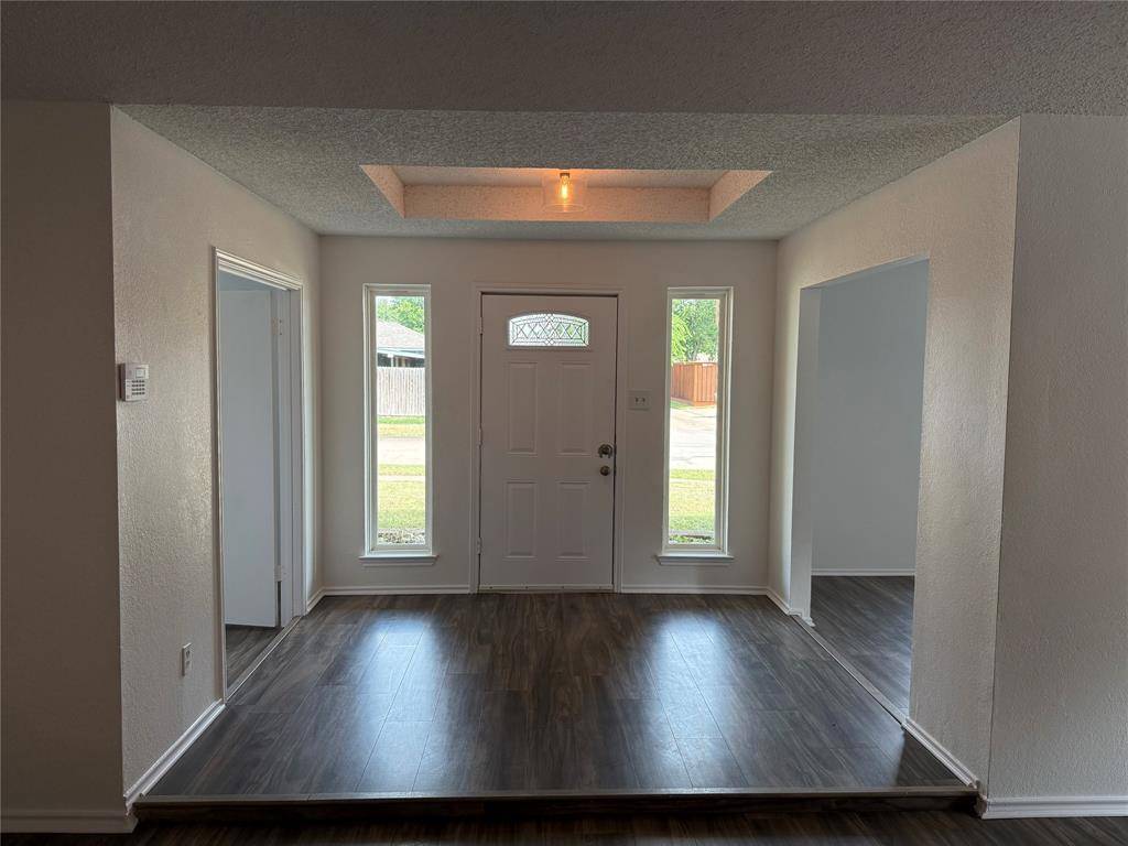 Garland, TX 75040,206 E Ridgegate Drive