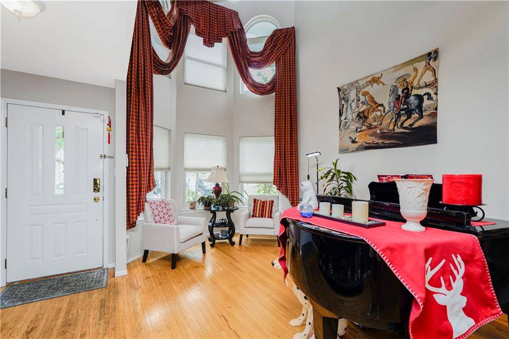 23 Helene CT, Staten  Island, NY 10309