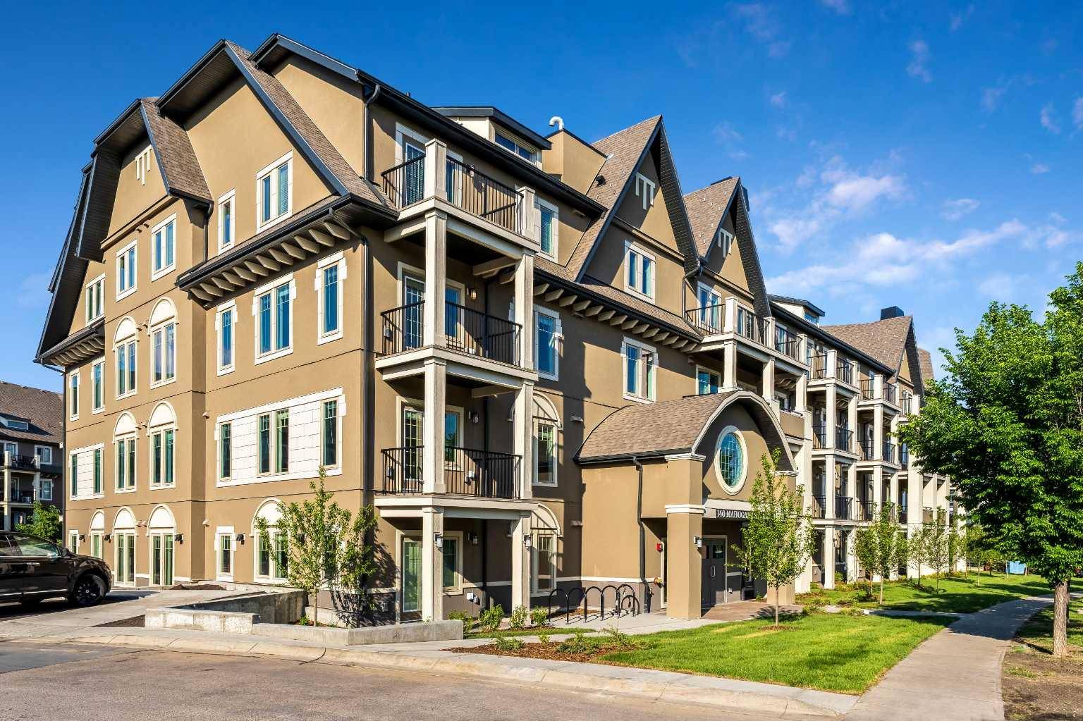 Calgary, AB T3M 3H4,140 Mahogany ST SE #213