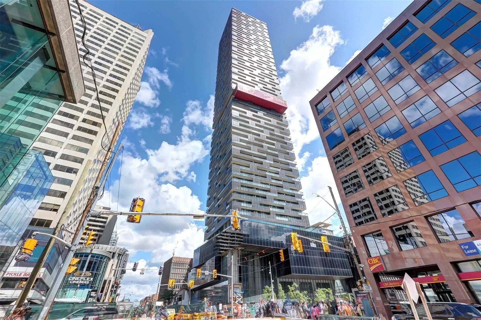 Toronto C03, ON M4P 0C1,8 Eglinton AVE E #5202