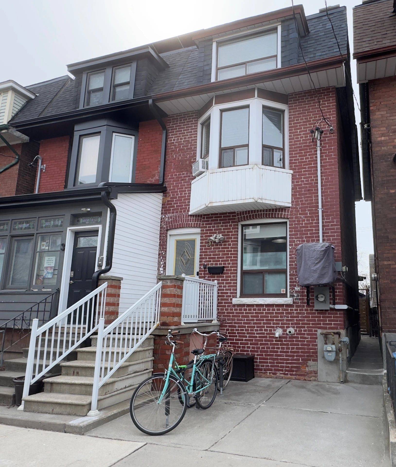Toronto C01, ON M6J 2E2,5 Parr ST