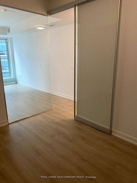 Toronto W08, ON M8Z 0H1,1195 The Queensway ST #511