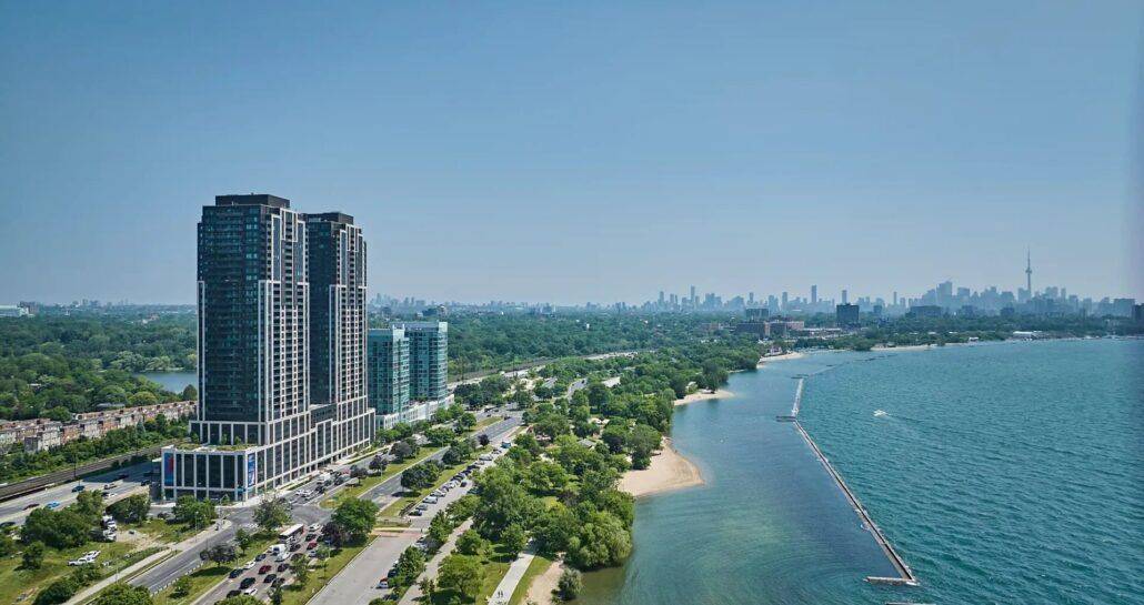 Toronto W01, ON M6S 1A1,1926 Lake Shore BLVD W #3708