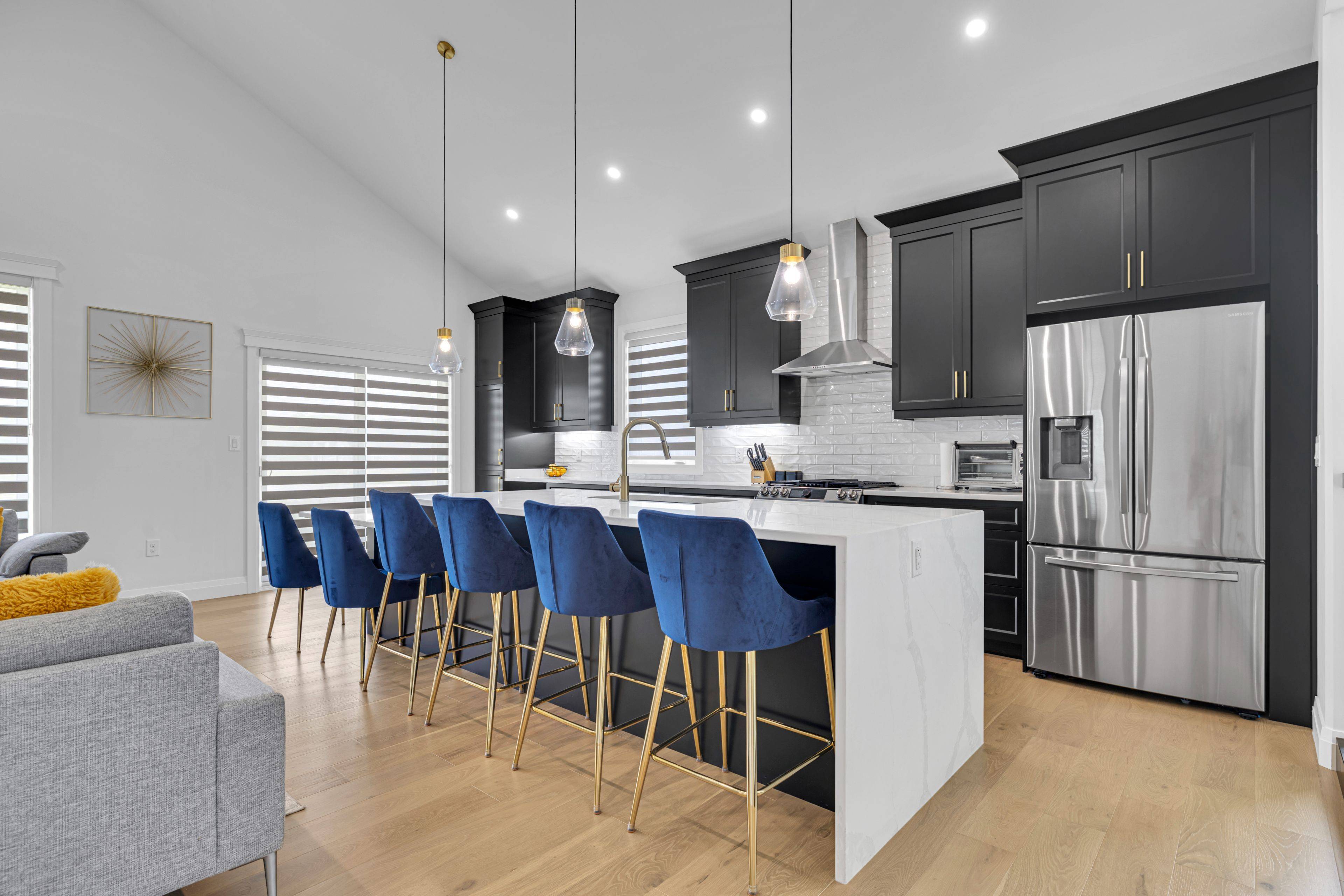 Lakeshore, ON N8L 0X5,385 Matese ST