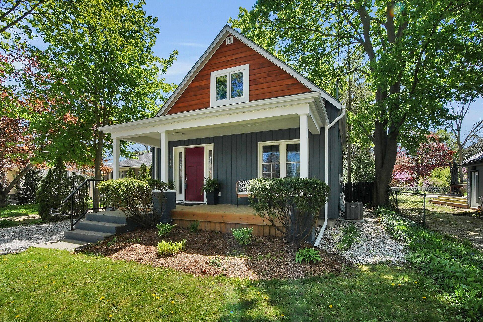 London South, ON N6K 1Z8,1290 Springbank AVE