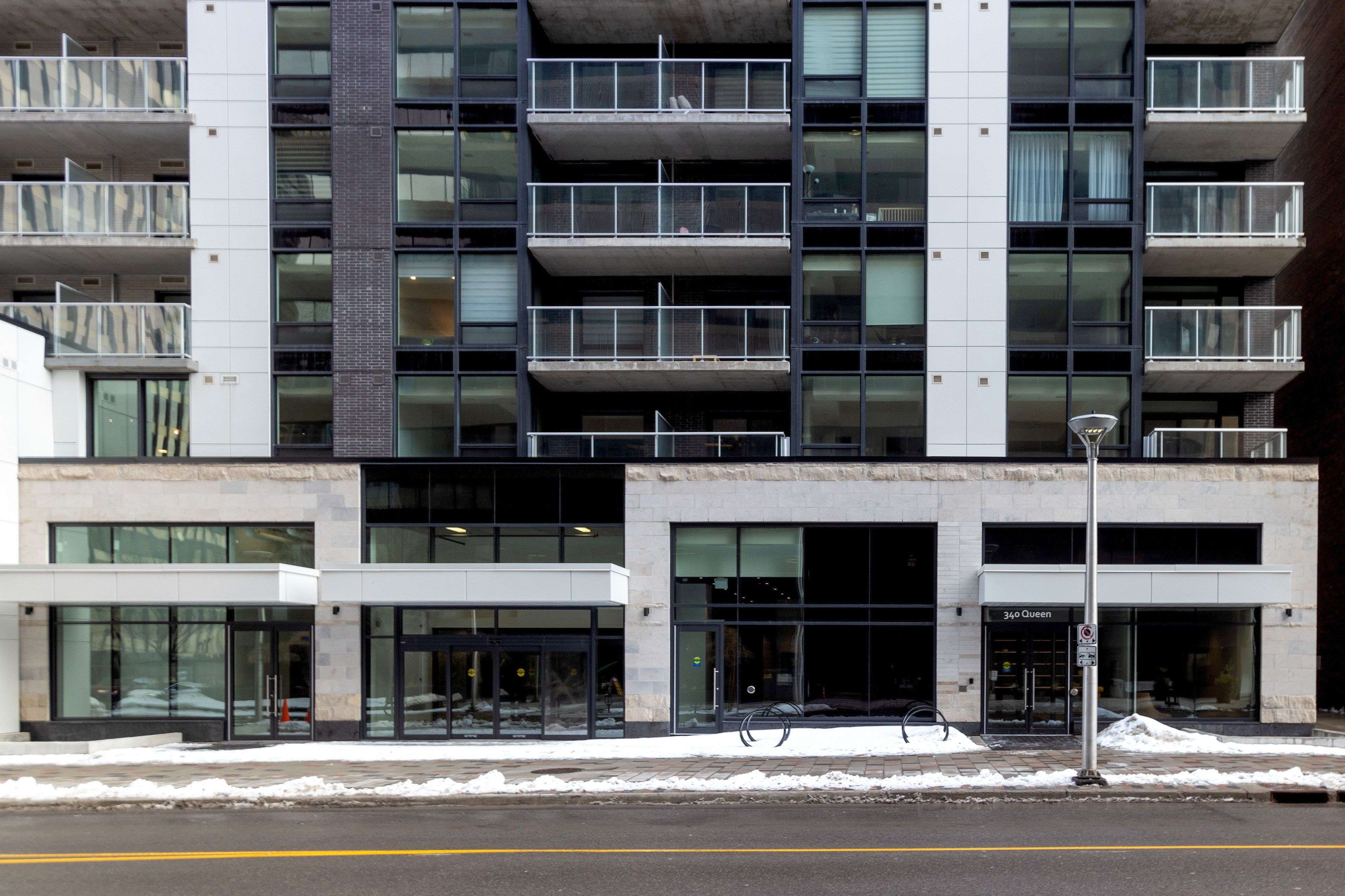 Ottawa Centre, ON K1R 0G1,340 Queen ST #2005