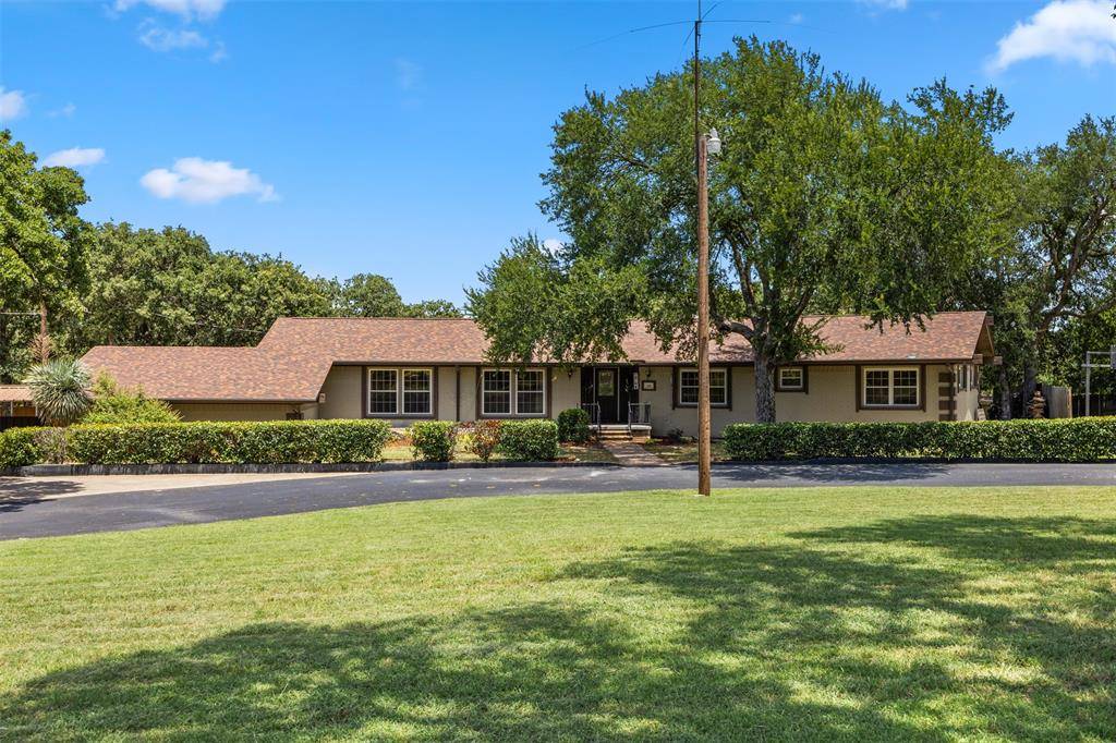 Arlington, TX 76001,3315 Curry Road