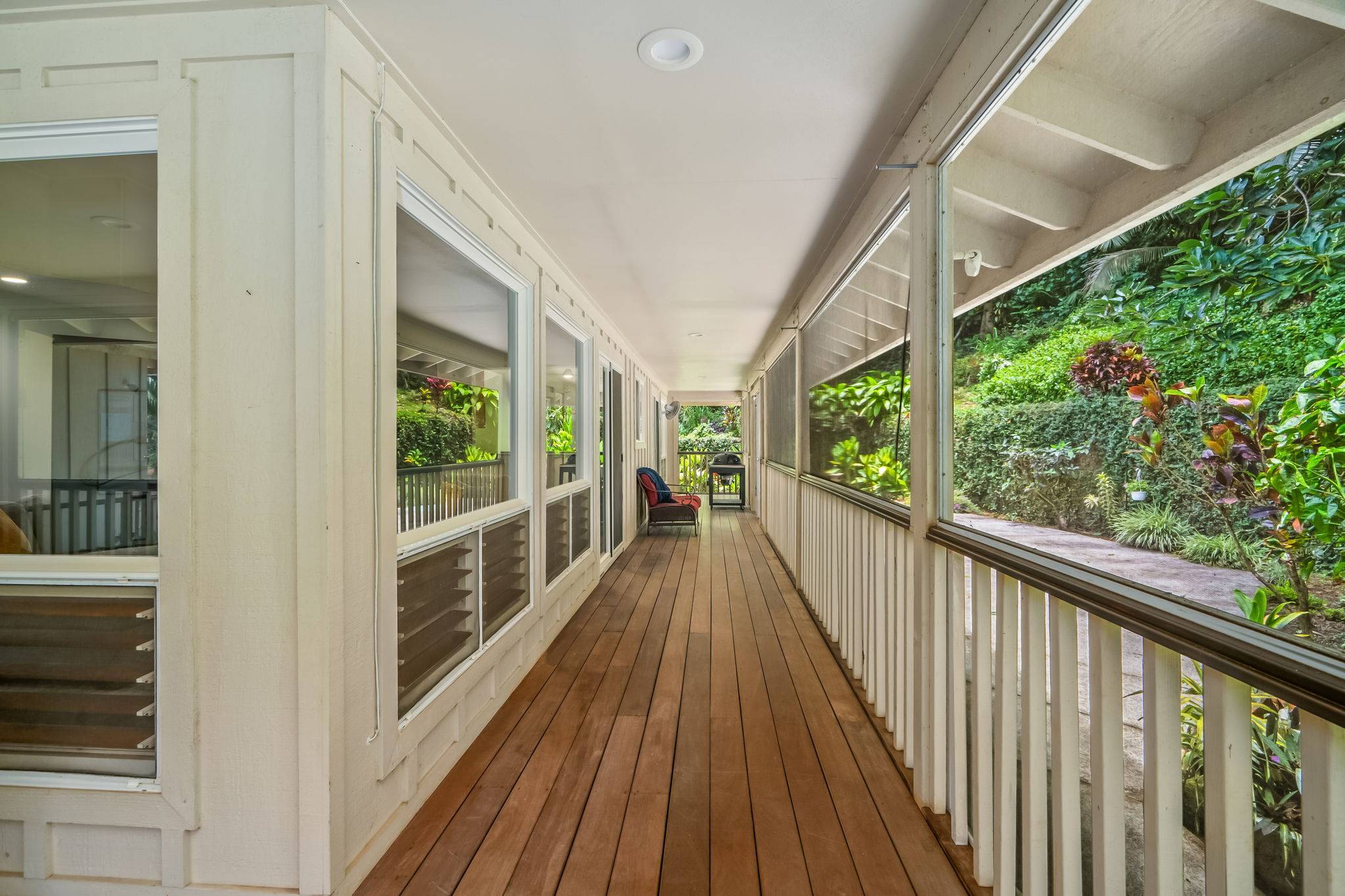 Kalaheo, HI 96741,2895 WAWAE RD